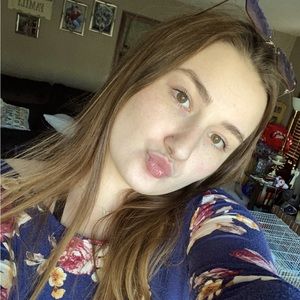 Meet your Posher, Gail